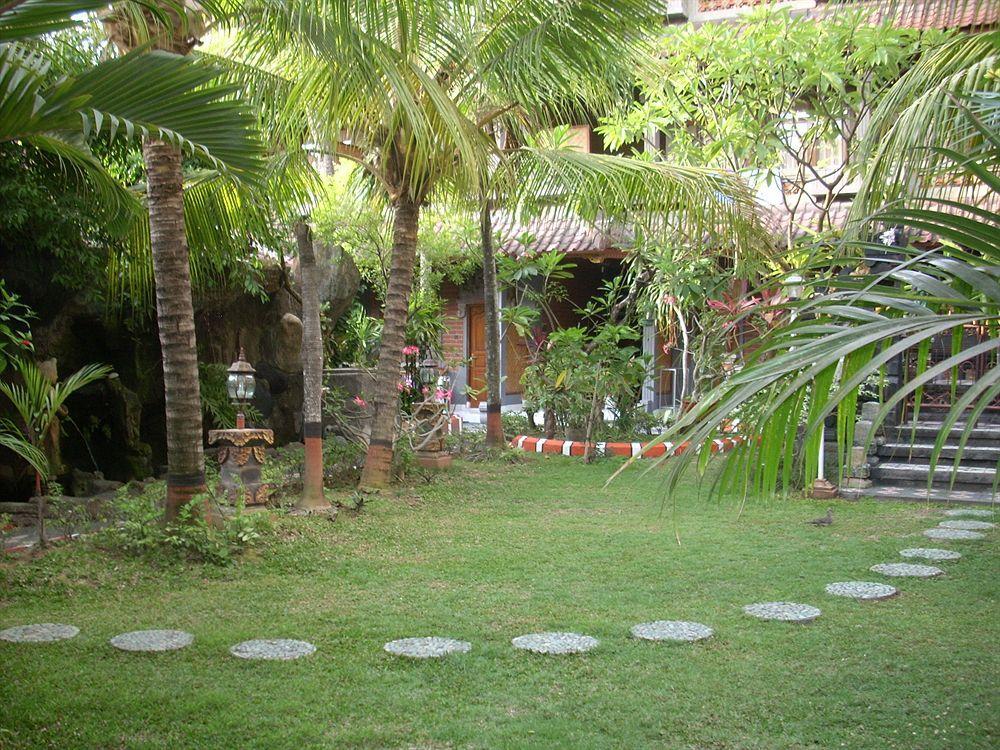 Hotel Sorga Cottages Kuta  Exterior photo